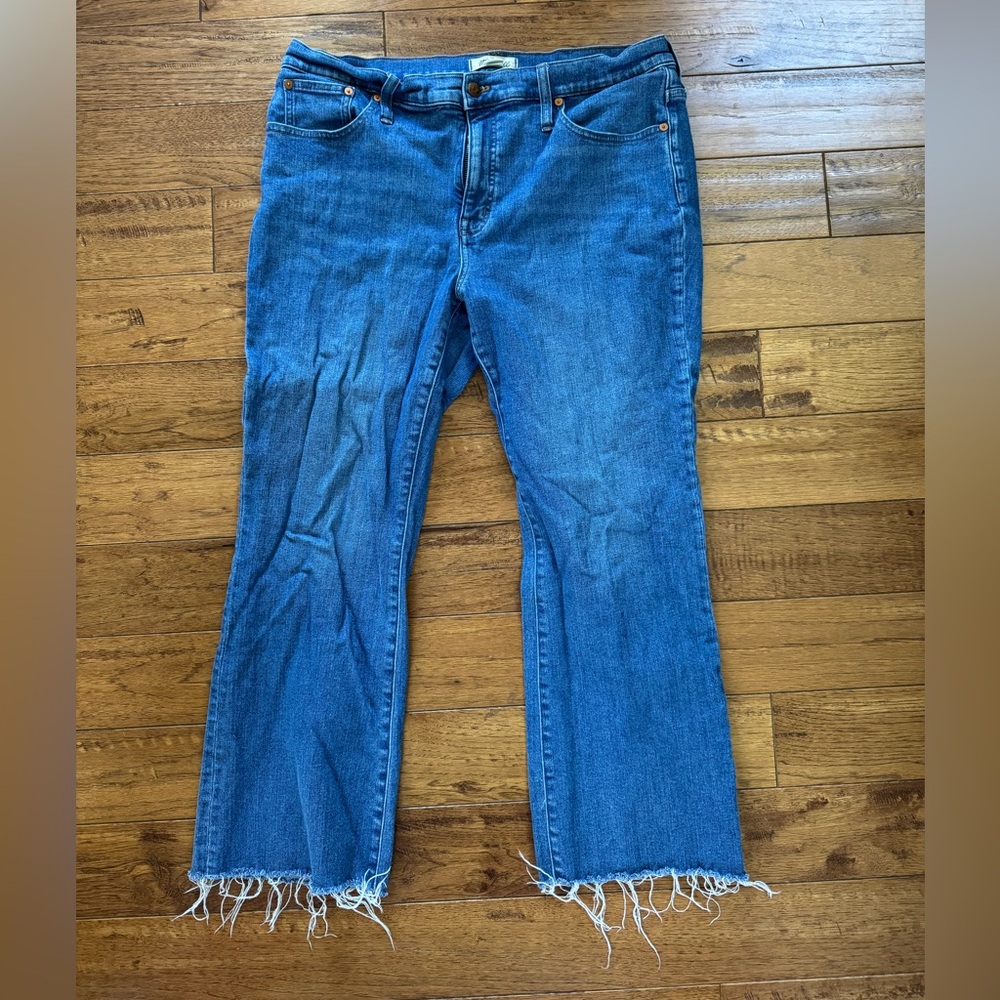 Madewell Mid Rise Kick Out Jeans